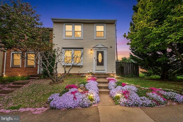 8450 STONEWALL RD, Manassas, VA 20110