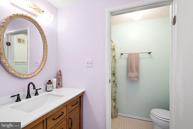 8450 STONEWALL RD, Manassas, VA 20110