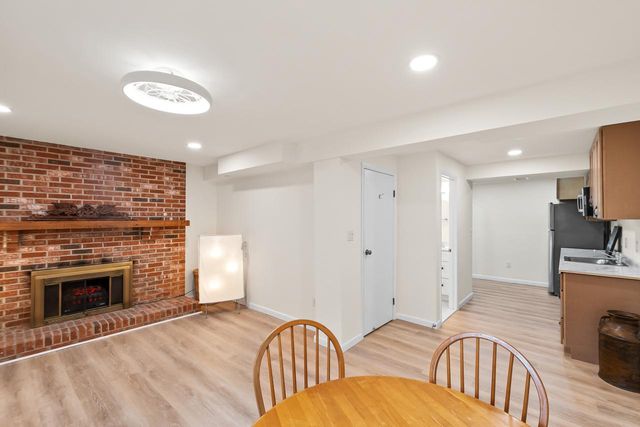 8450 STONEWALL RD, Manassas, VA 20110