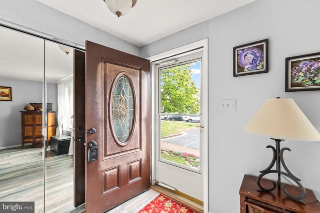 8450 STONEWALL RD, Manassas, VA 20110