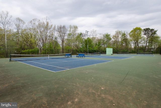 8450 STONEWALL RD, Manassas, VA 20110