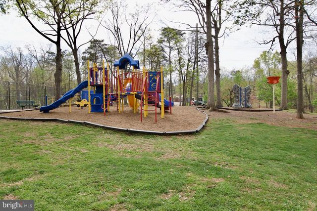 8450 STONEWALL RD, Manassas, VA 20110