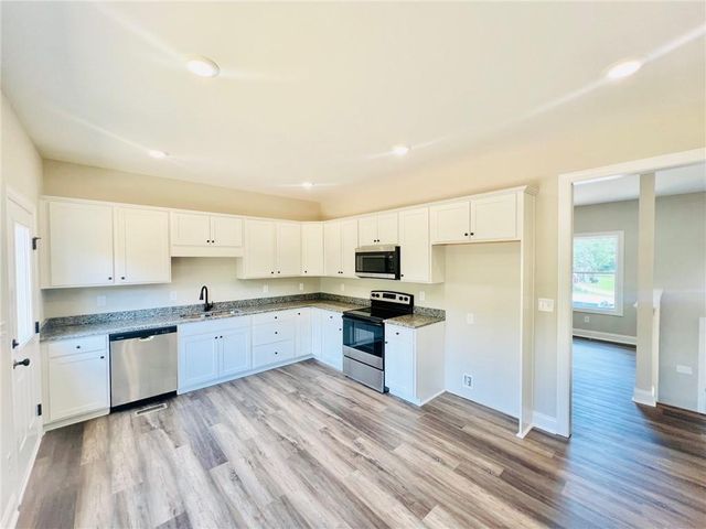 73 Dogwood Lane, Aragon, GA 30104