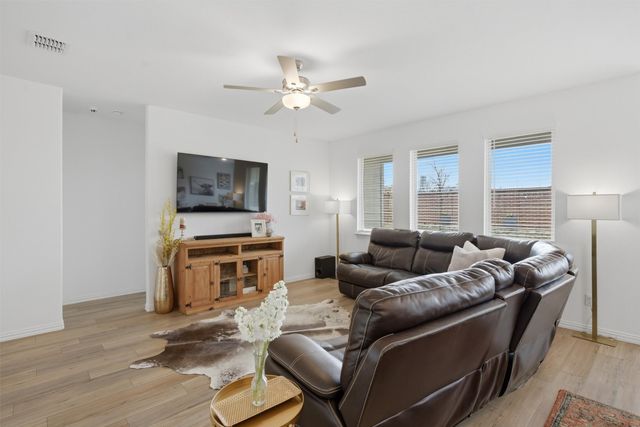 9824 Wild Prairie Way, Fort Worth, TX 76036