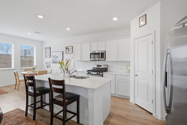 9824 Wild Prairie Way, Fort Worth, TX 76036