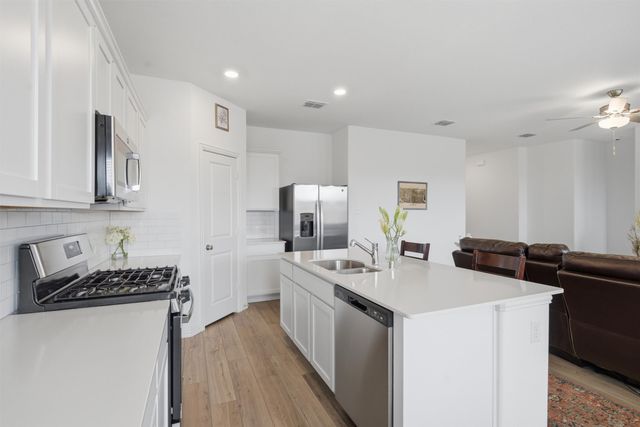 9824 Wild Prairie Way, Fort Worth, TX 76036