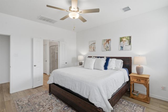 9824 Wild Prairie Way, Fort Worth, TX 76036