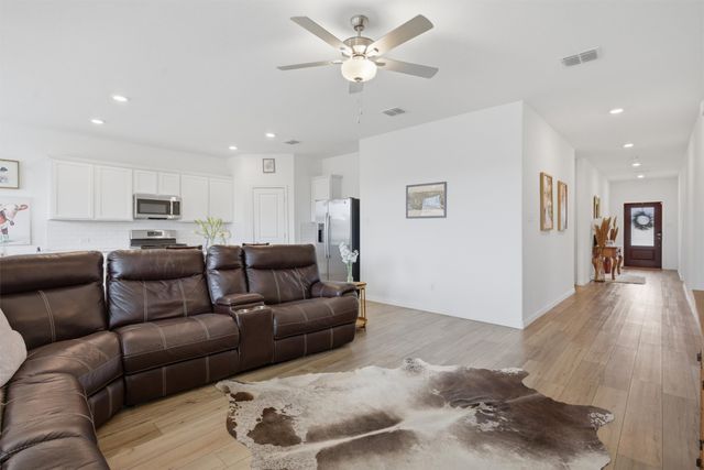 9824 Wild Prairie Way, Fort Worth, TX 76036