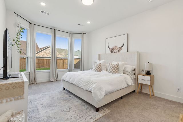 1812 Mcdougall Creek, Van Alstyne, TX 75495