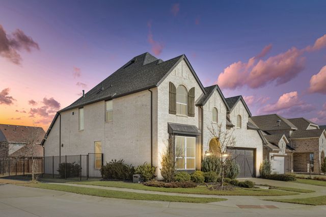 1812 Mcdougall Creek, Van Alstyne, TX 75495