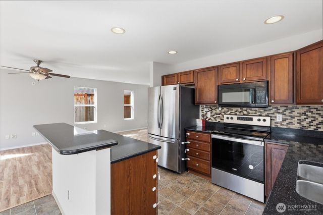 10416 24th Street SE, Lake Stevens, WA 98258