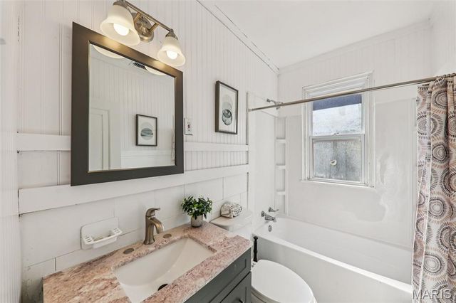 1502 Bredell Avenue, St Louis, MO 63117