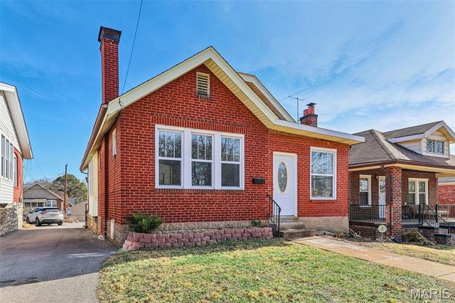 1502 Bredell Avenue, St Louis, MO 63117