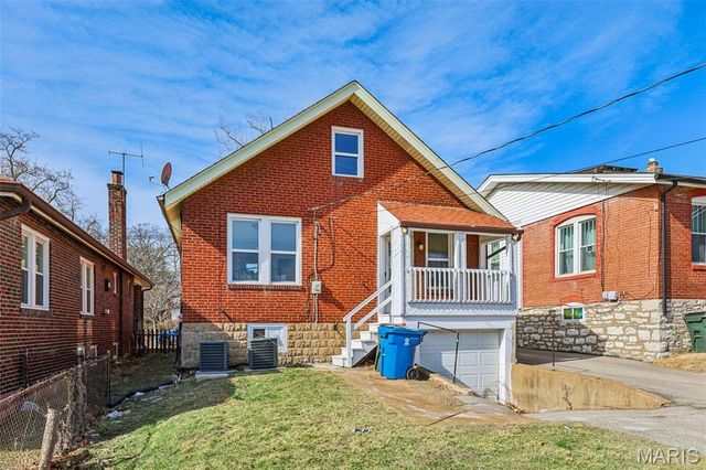 1502 Bredell Avenue, St Louis, MO 63117