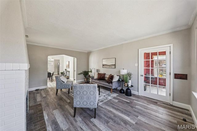 1502 Bredell Avenue, St Louis, MO 63117