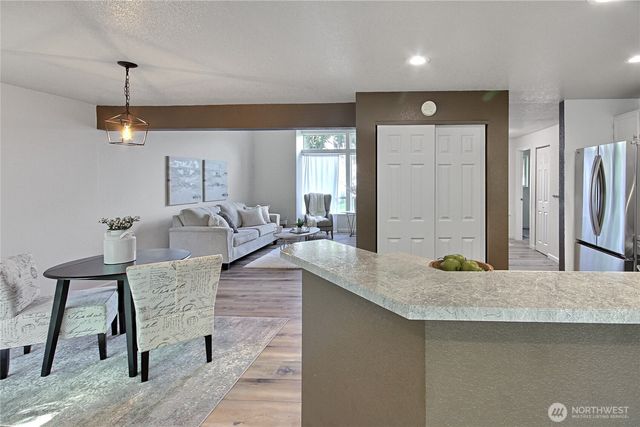 16613 SE 251st Street, Covington, WA 98042