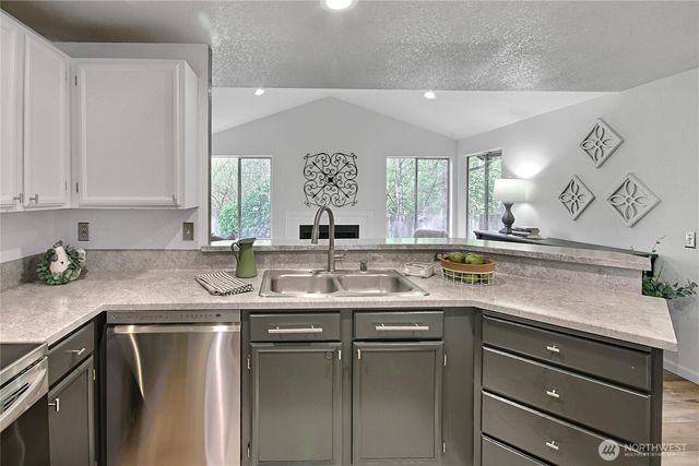 16613 SE 251st Street, Covington, WA 98042