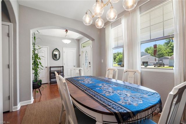 1802 Oyster Bay LN, Suffolk, VA 23436