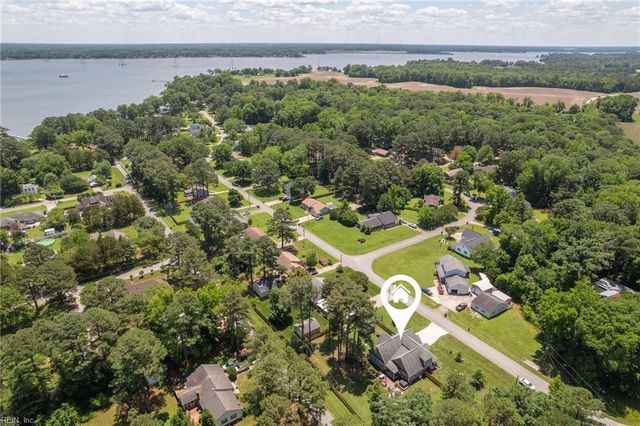 1802 Oyster Bay LN, Suffolk, VA 23436