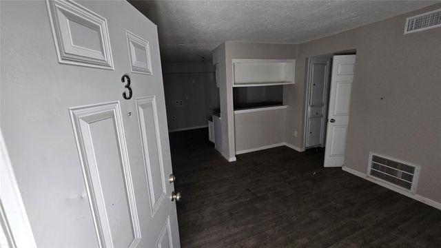 6723 South Loop E 9, Houston, TX 77087