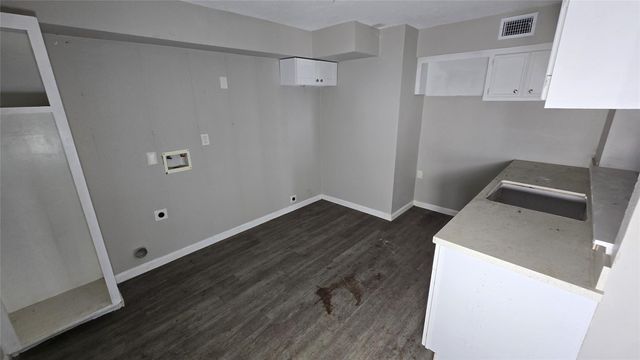 6723 South Loop E 9, Houston, TX 77087