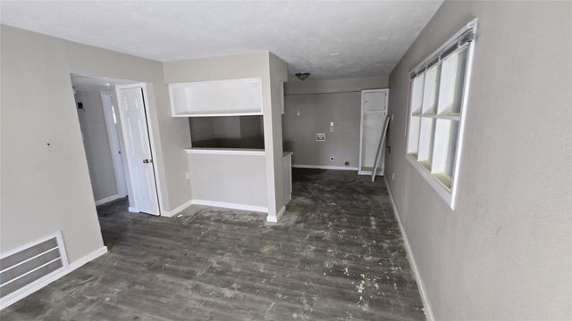 6723 South Loop E 9, Houston, TX 77087