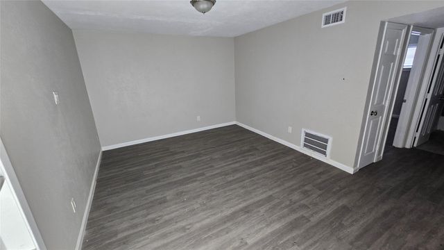 6723 South Loop E 9, Houston, TX 77087