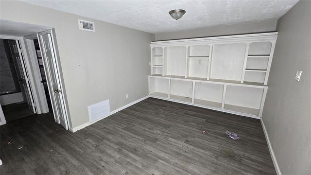 6723 South Loop E 9, Houston, TX 77087