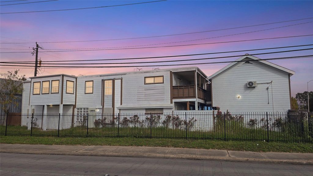 6723 South Loop E 9, Houston, TX 77087