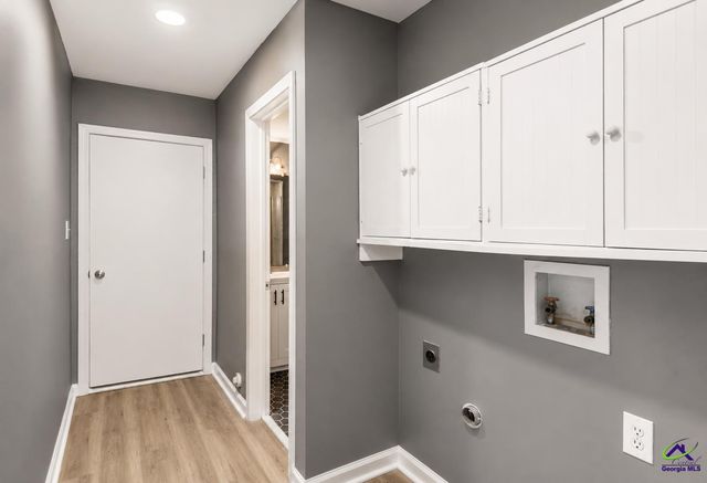 893 McCall Rd, Macon, GA 31217