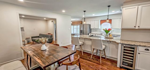 1992 ALLEN COURT DR, Germantown, TN 38139