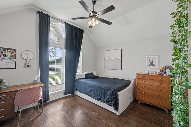 1029 Oakridge Court, Burleson, TX 76028