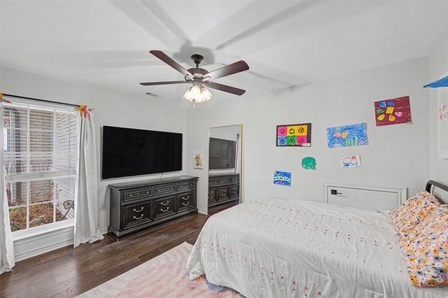1029 Oakridge Court, Burleson, TX 76028