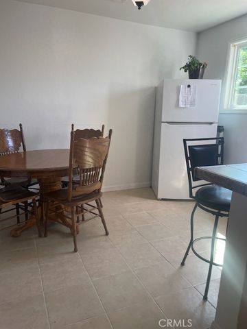 431 Douglas, Bakersfield, CA 93308