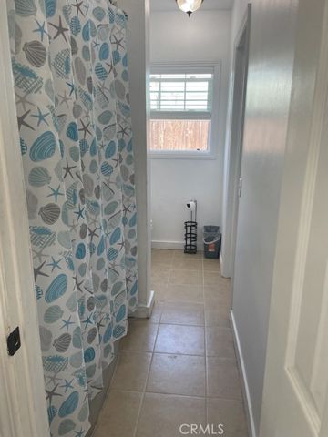 431 Douglas, Bakersfield, CA 93308