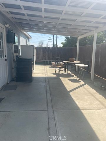 431 Douglas, Bakersfield, CA 93308