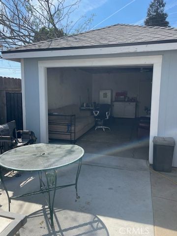 431 Douglas, Bakersfield, CA 93308