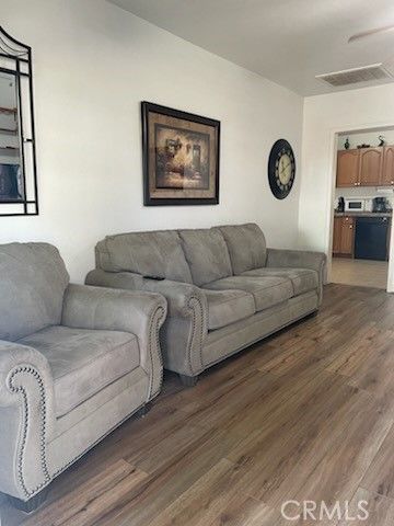 431 Douglas, Bakersfield, CA 93308