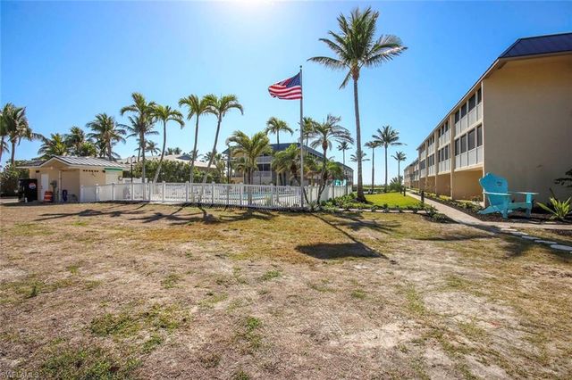 1246 Fulgur ST 202, Sanibel, FL 33957