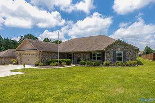18207 E Limestone Road, Athens, AL 35613