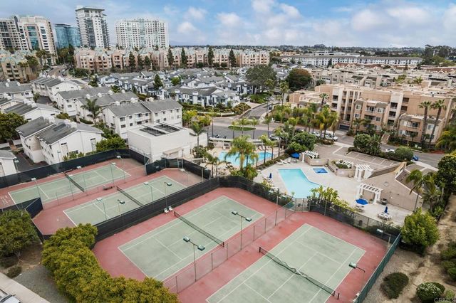 4094 Mahaila Ave B, San Diego, CA 92122