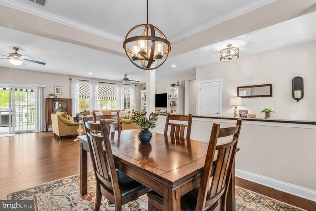305 GLEN DORNOCH LN, Egg Harbor Township, NJ 08234