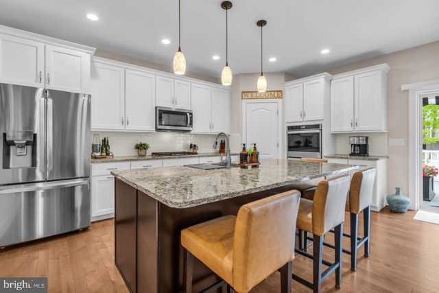 305 GLEN DORNOCH LN, Egg Harbor Township, NJ 08234