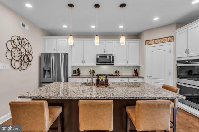 305 GLEN DORNOCH LN, Egg Harbor Township, NJ 08234