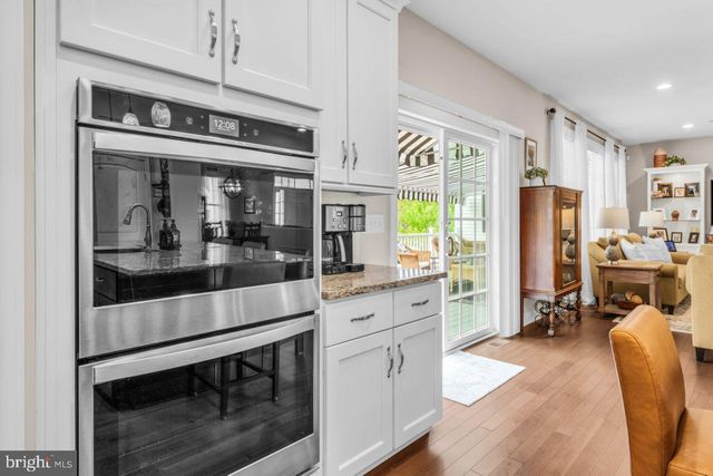 305 GLEN DORNOCH LN, Egg Harbor Township, NJ 08234