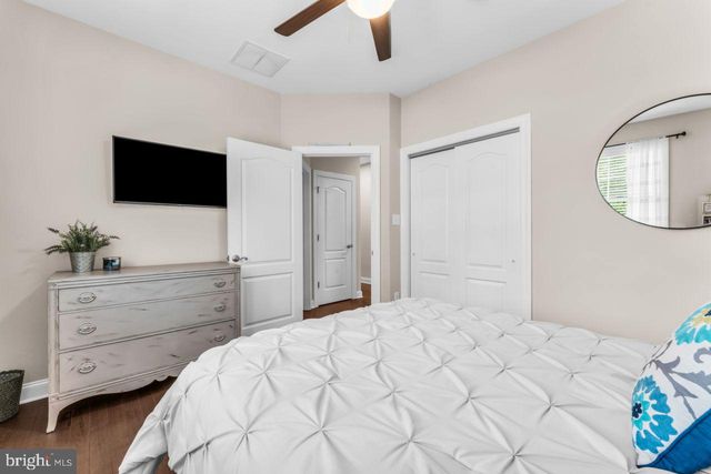 305 GLEN DORNOCH LN, Egg Harbor Township, NJ 08234
