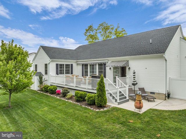 305 GLEN DORNOCH LN, Egg Harbor Township, NJ 08234