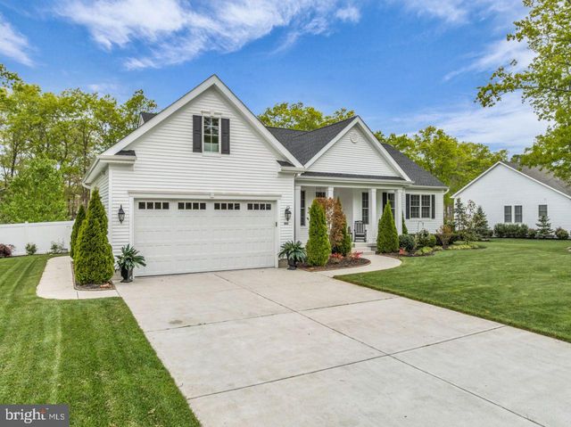 305 GLEN DORNOCH LN, Egg Harbor Township, NJ 08234