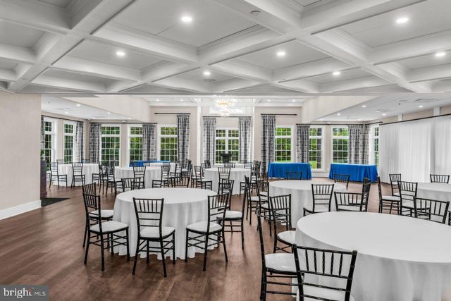 305 GLEN DORNOCH LN, Egg Harbor Township, NJ 08234