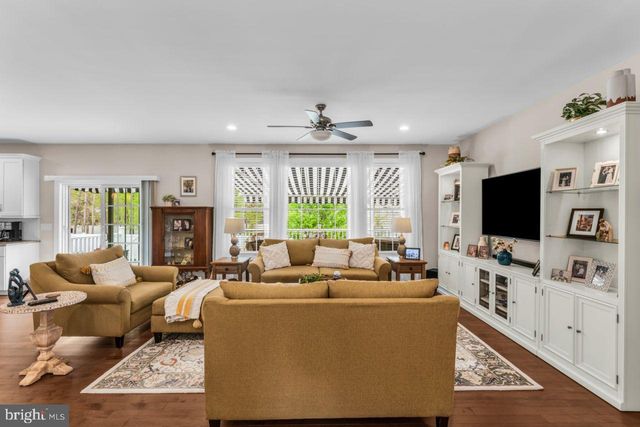 305 GLEN DORNOCH LN, Egg Harbor Township, NJ 08234